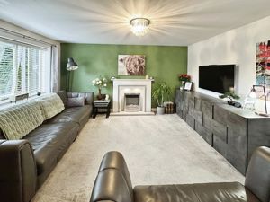 Lounge- click for photo gallery